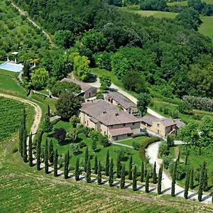 https://tenuta-croce-di-bibbiano.it-tuscanyhotel.com